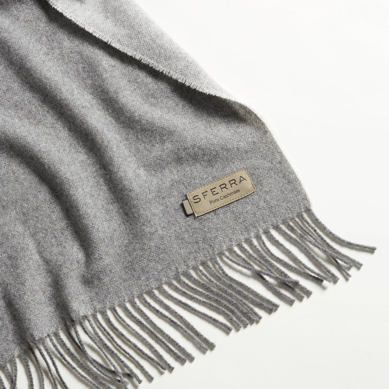 Renna Throw - Elegant Linen