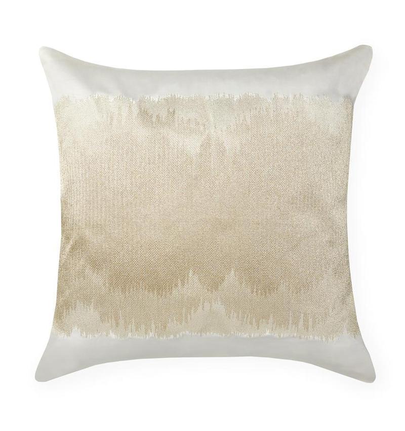 Siusi Decorative Pillow - Elegant Linen