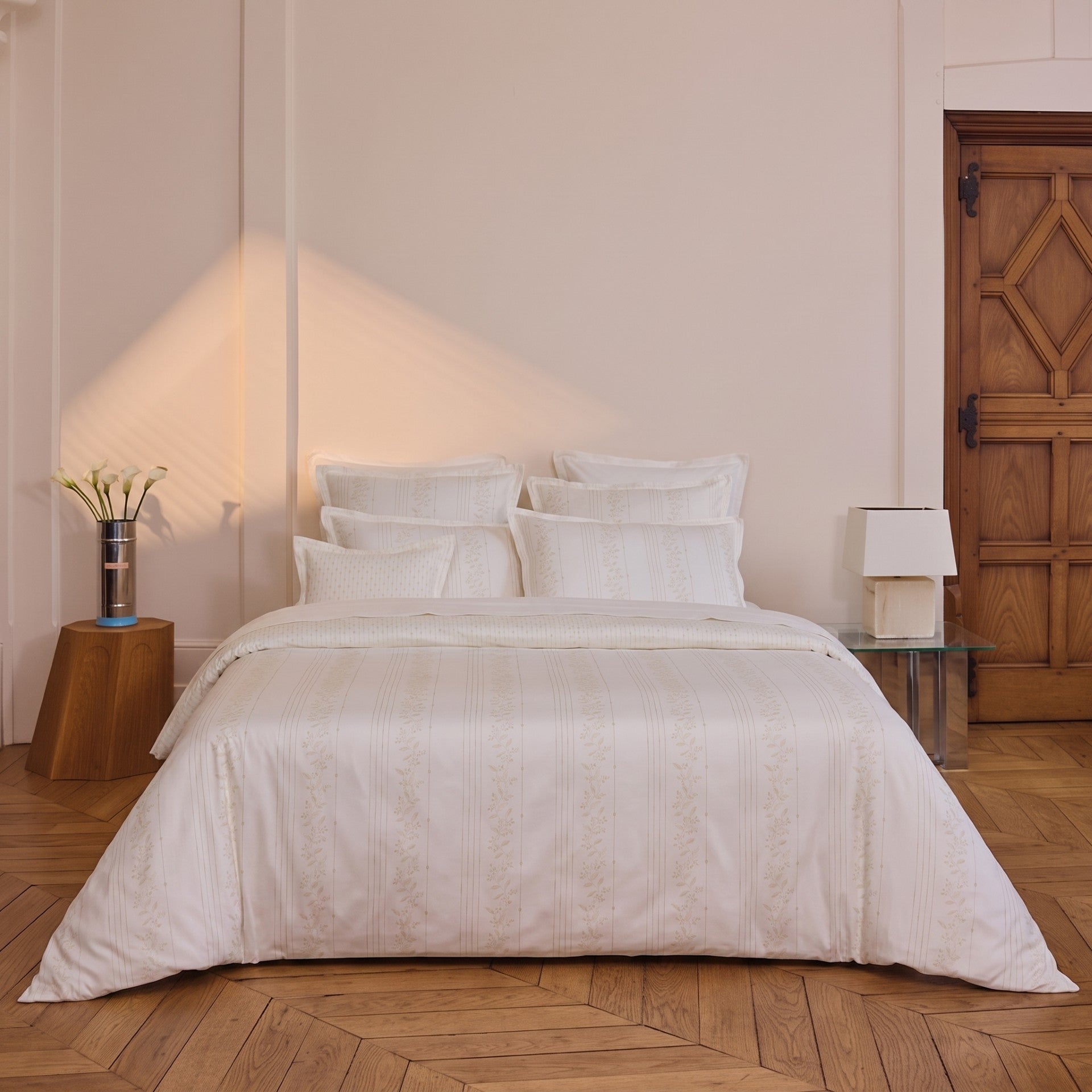 Galerie 4 Piece Bedding Set