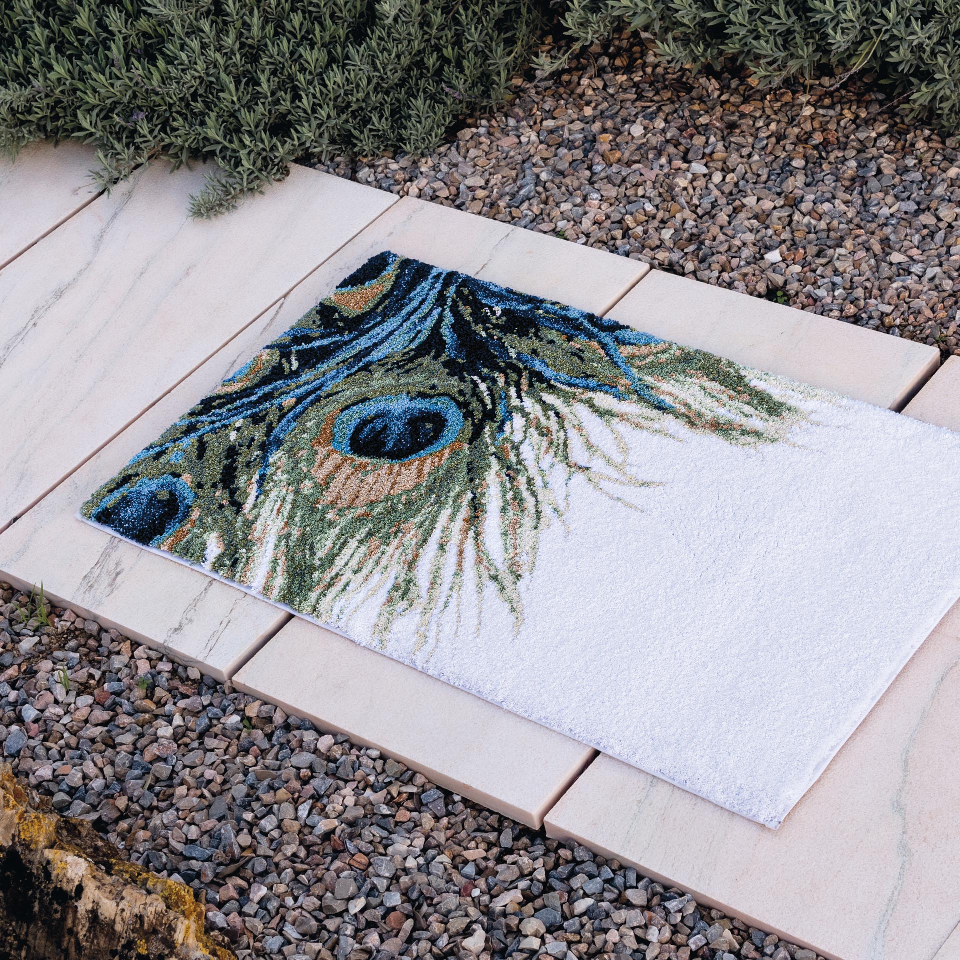 Pavone Bath Rug