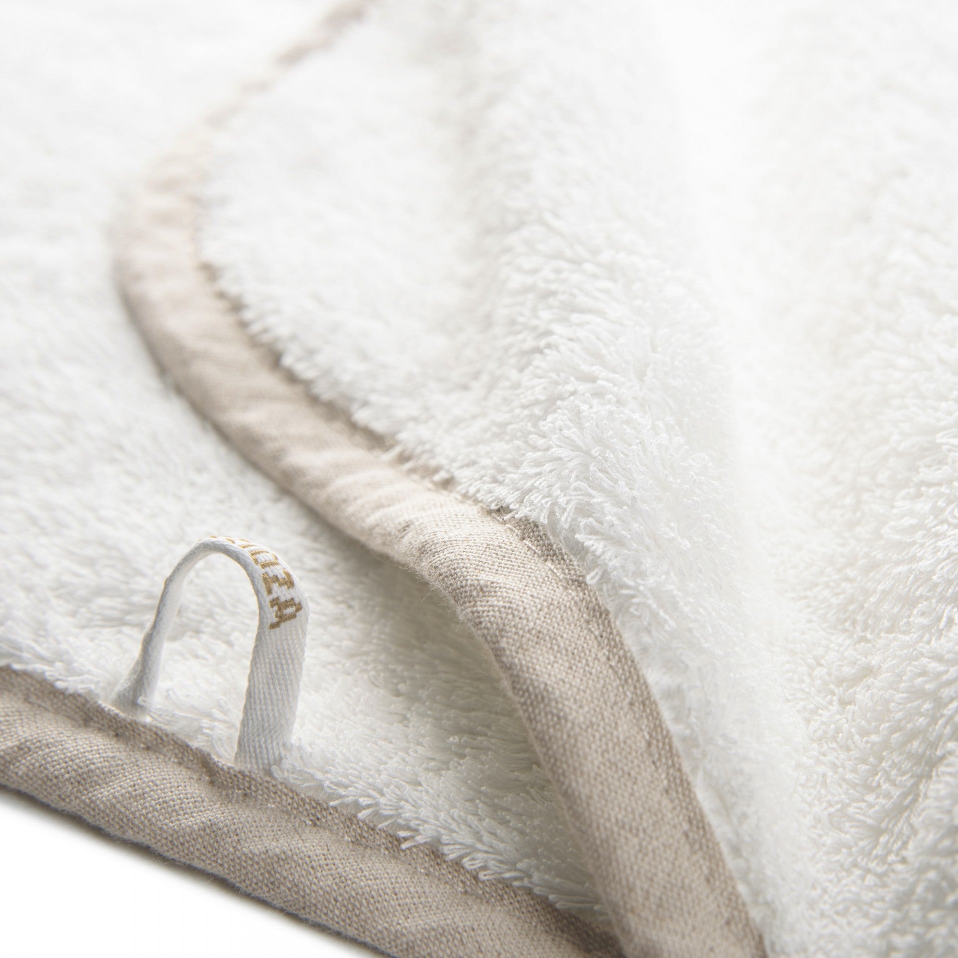 Linen Snow Towels