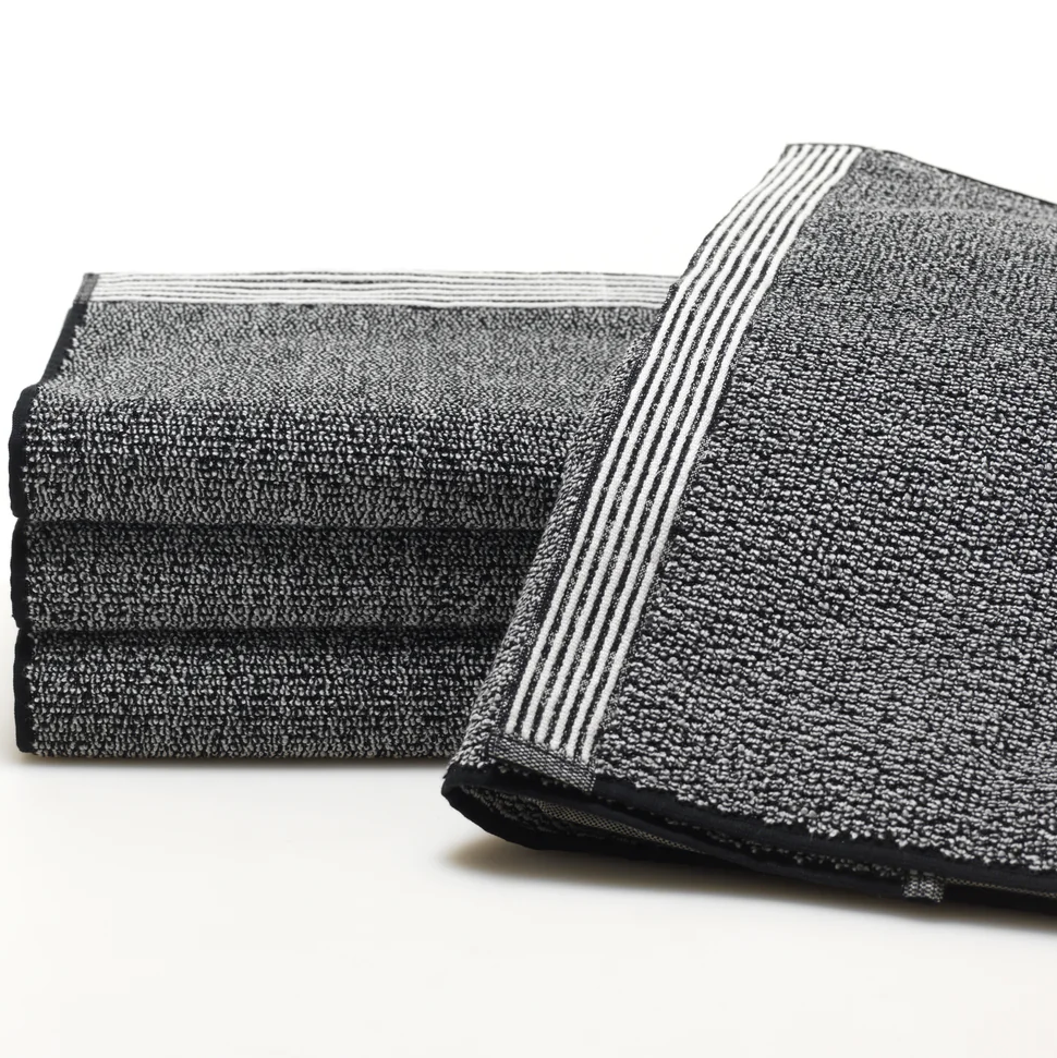 Spicy Black/White Hand Towel