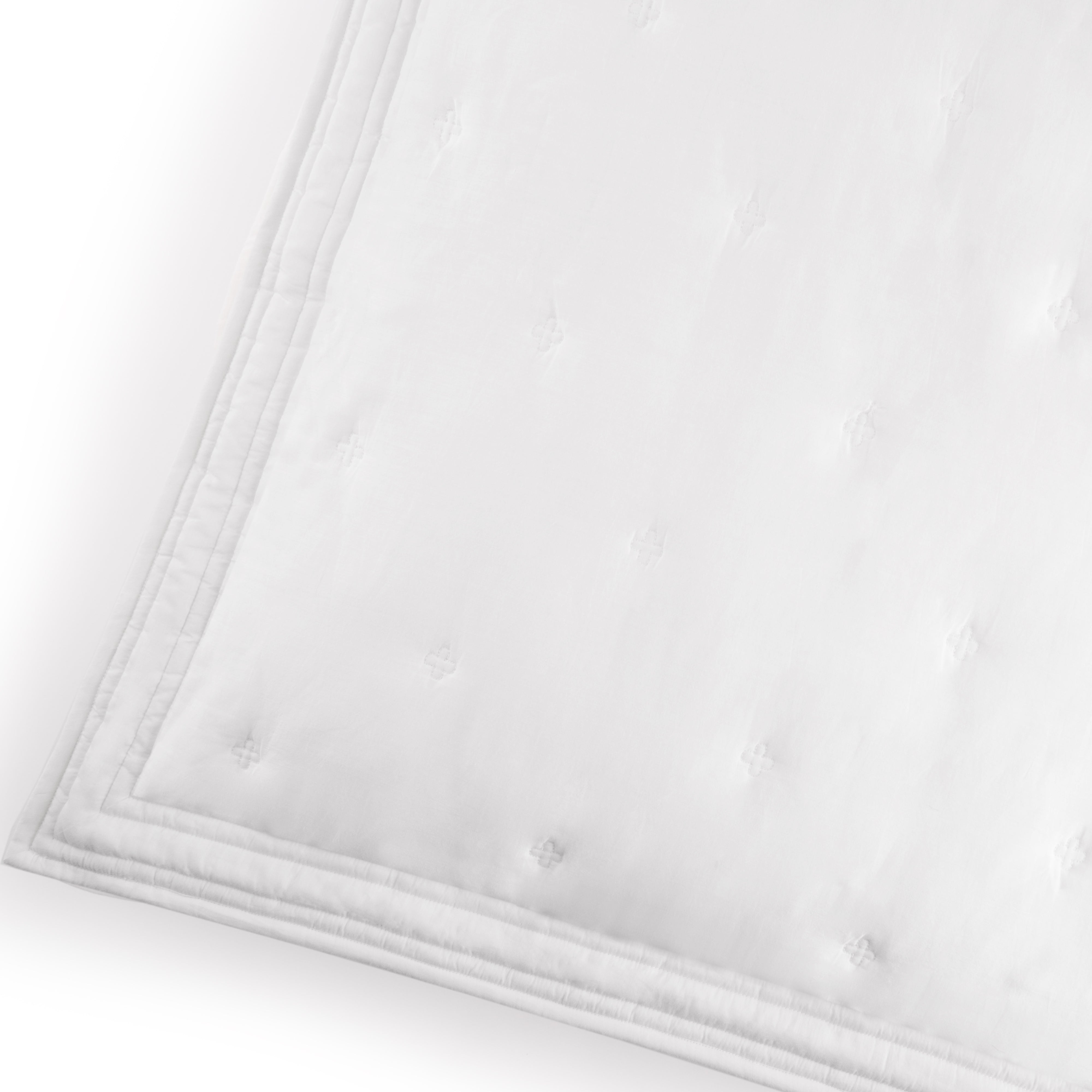 Tufted Quilt Pillow Sham