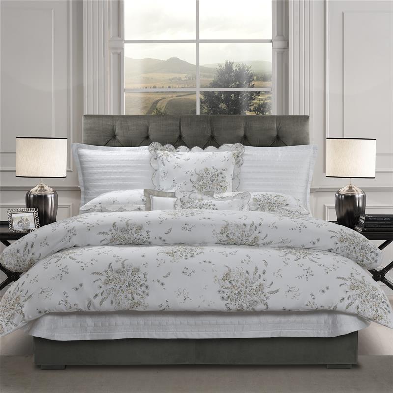 Alena 4 Piece Bedding Set