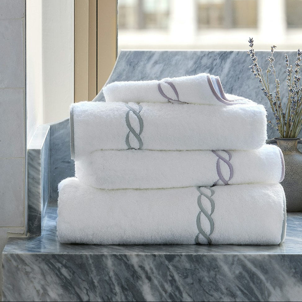 Classic Chain Towels