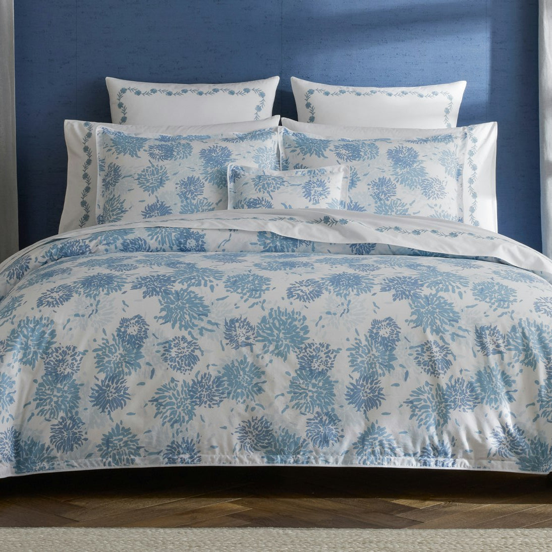 Chrysanthemum 4 Piece Bedding Set