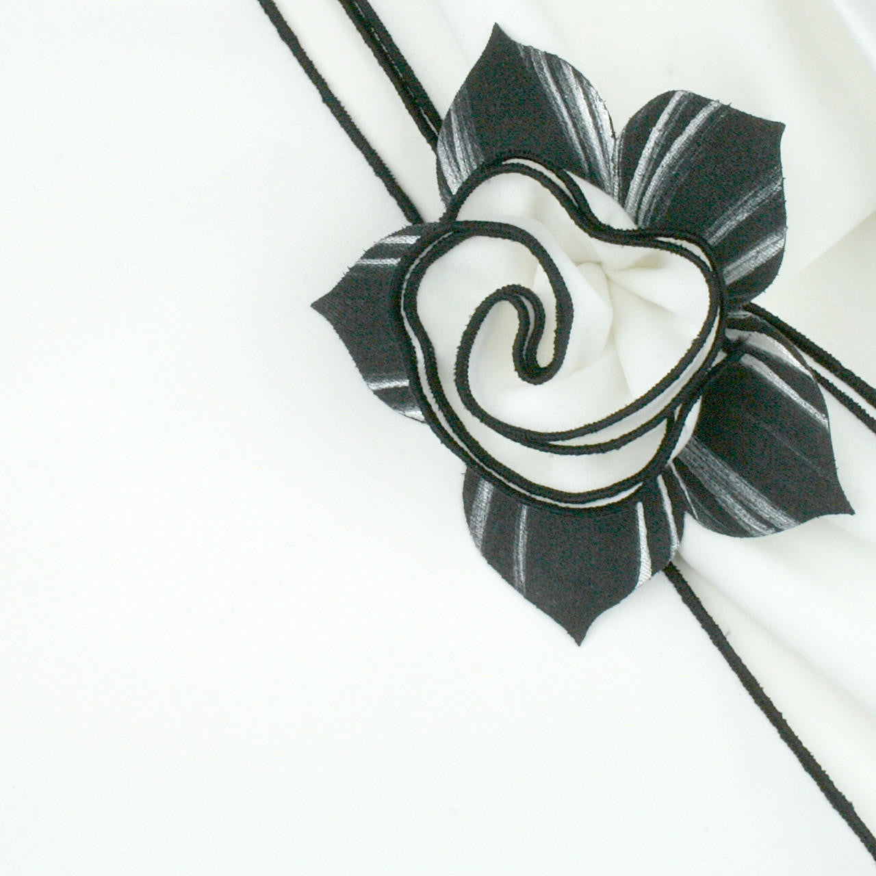 White with Black Trim Napkin