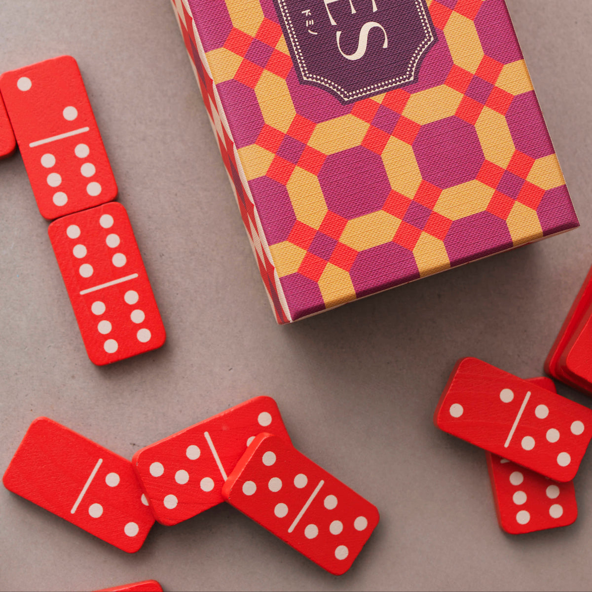 Dominoes, Bazaar