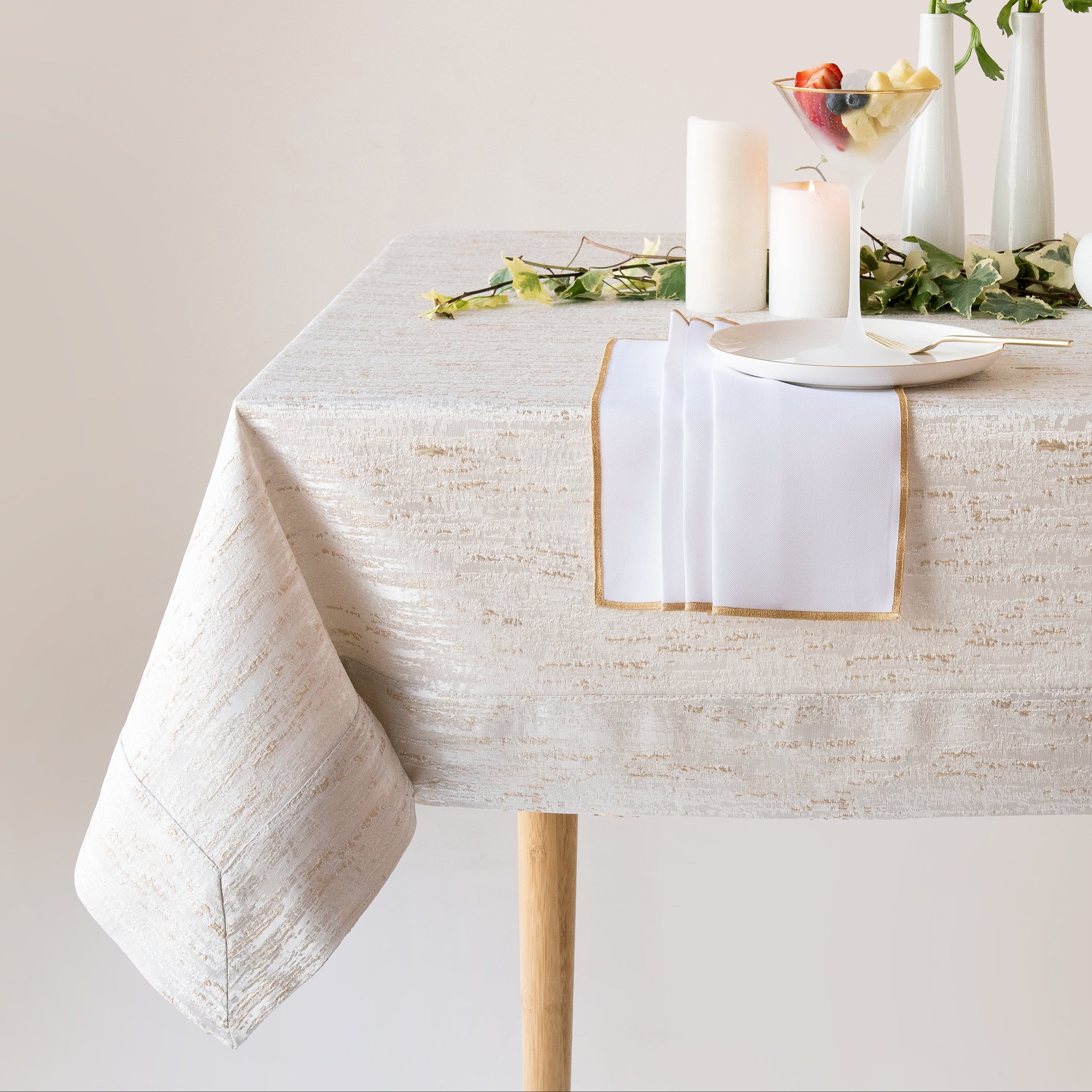 Clara Tablecloth
