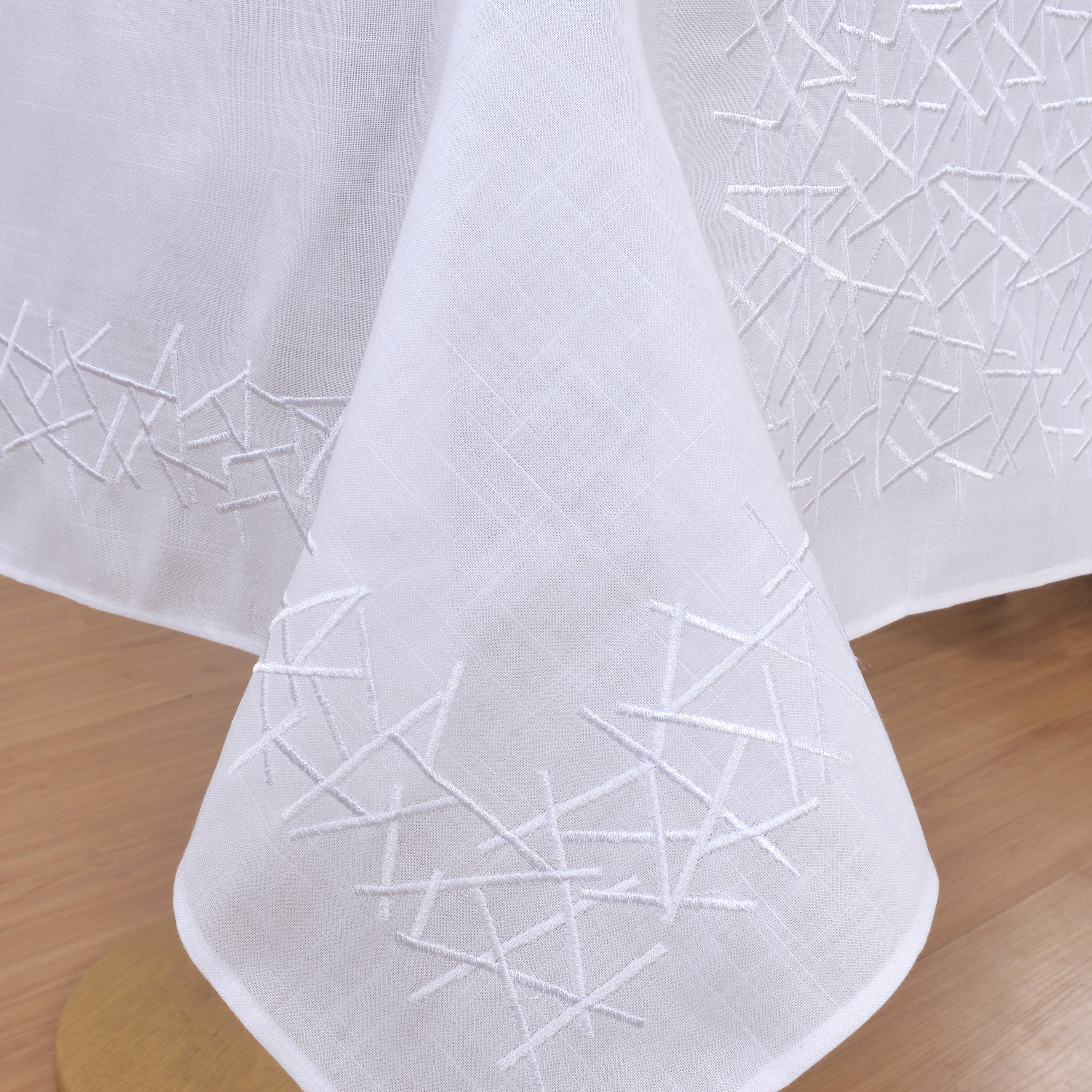 Madison Tablecloth