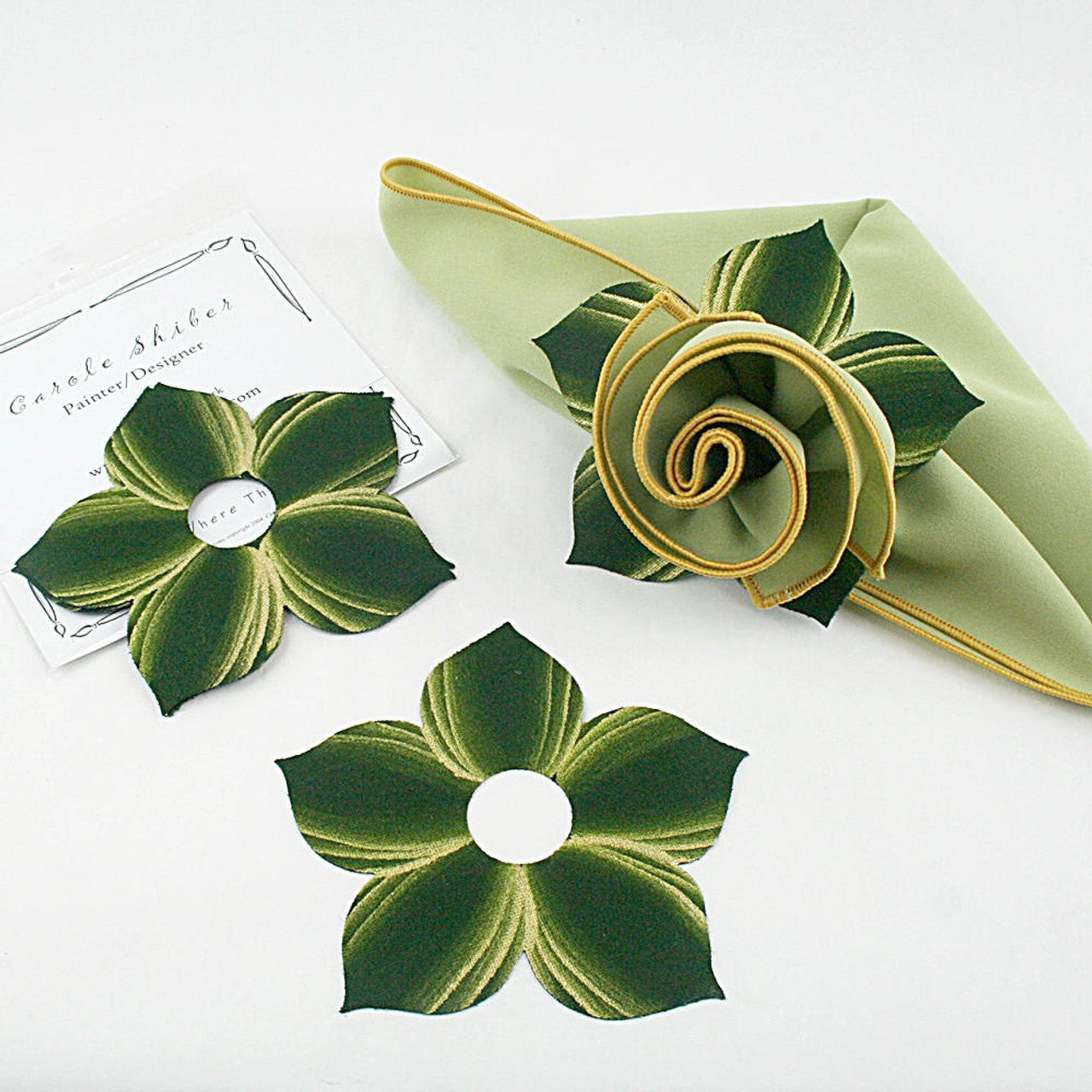 Bouquet Napkin Ring - Pine/Gold