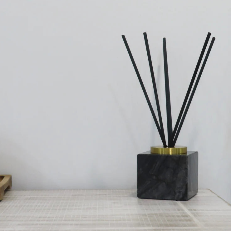 Black Marble Reed Diffuser, "Lily of the Valley" Scent