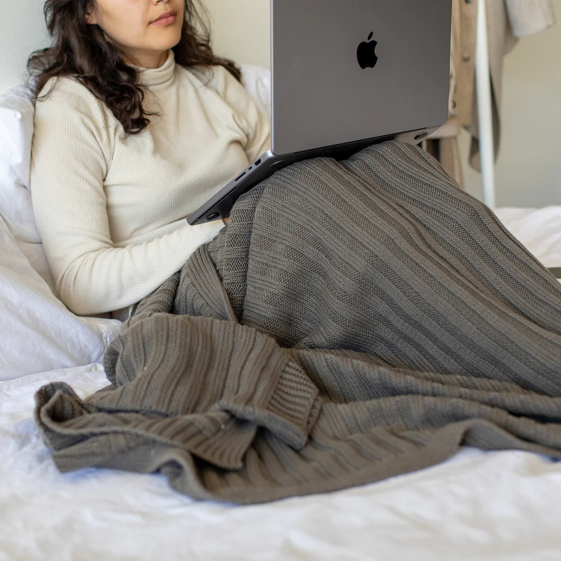 Ribbed Organic Cotton Knit Throw Blanket