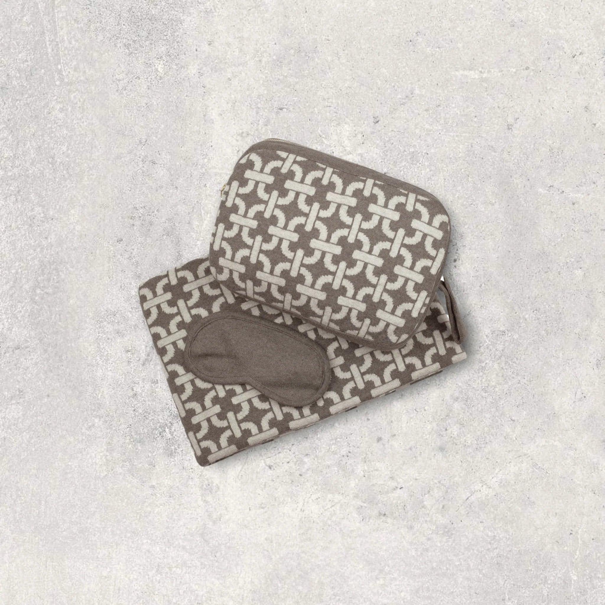 Chains Organic Cotton Travel Blanket and Eye Mask Set