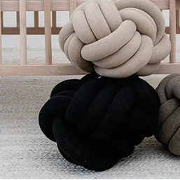 Knot Pillow
