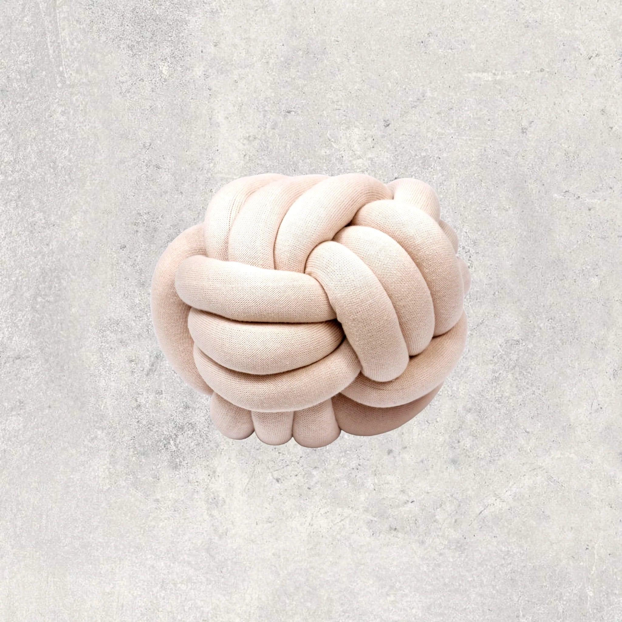 Knot - Shell Cushion - Elegant Linen
