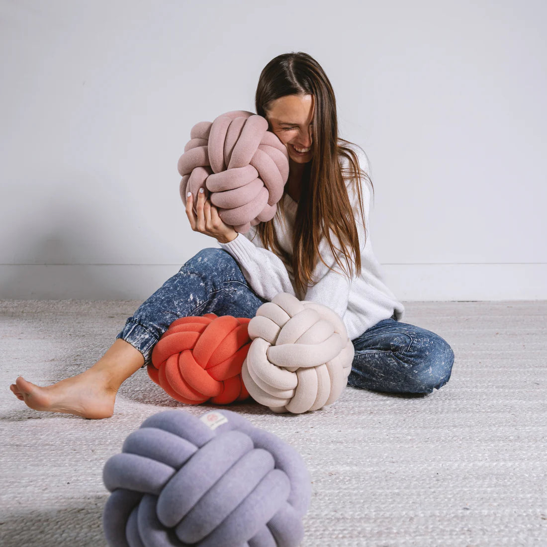 Knot Pillow - Lavender