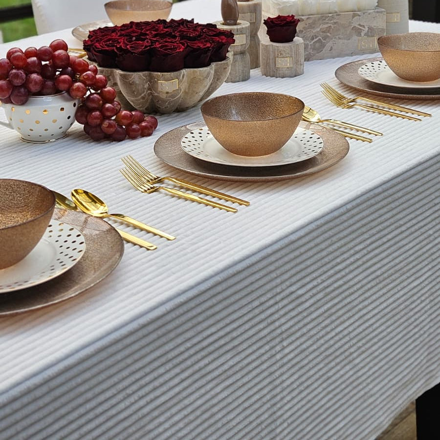 Lisbon Ribbed Velvet Tablecloth - Thumbnail 2