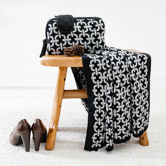 Chains Organic Cotton Travel Blanket and Eye Mask Set