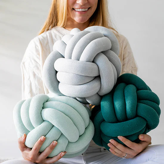 Knot Pillow