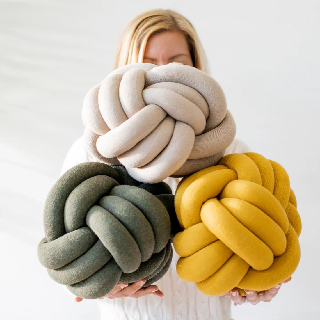 Knot Pillow- Hunter Mel