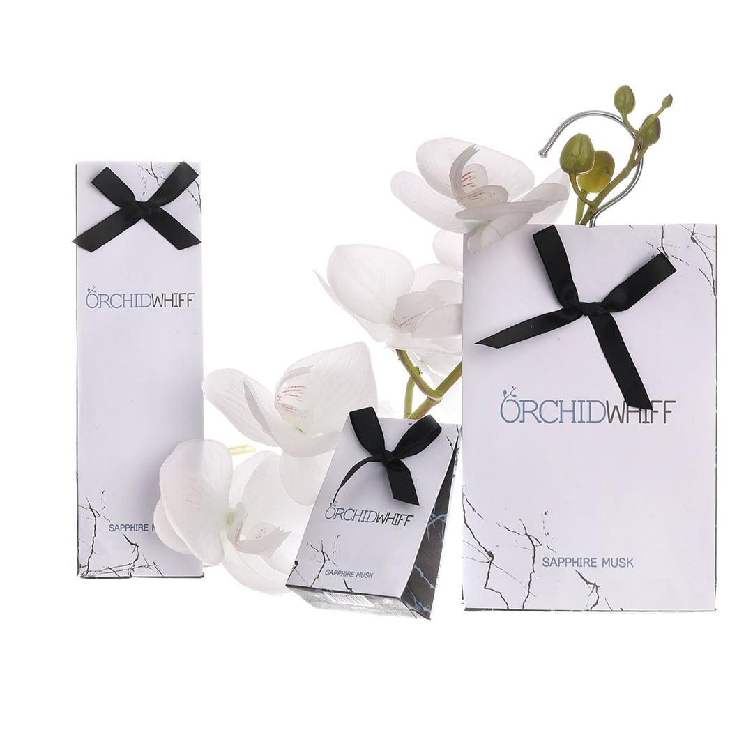 Sapphire Musk Fragrance Envelope - Elegant Linen
