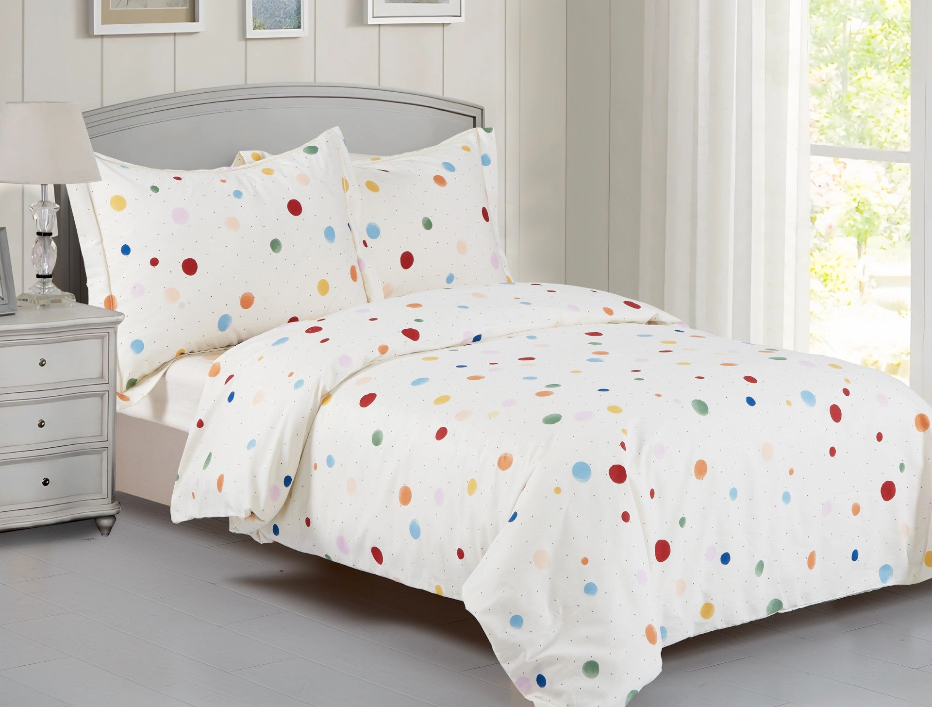 French Dotty 6 Piece Bedding Set