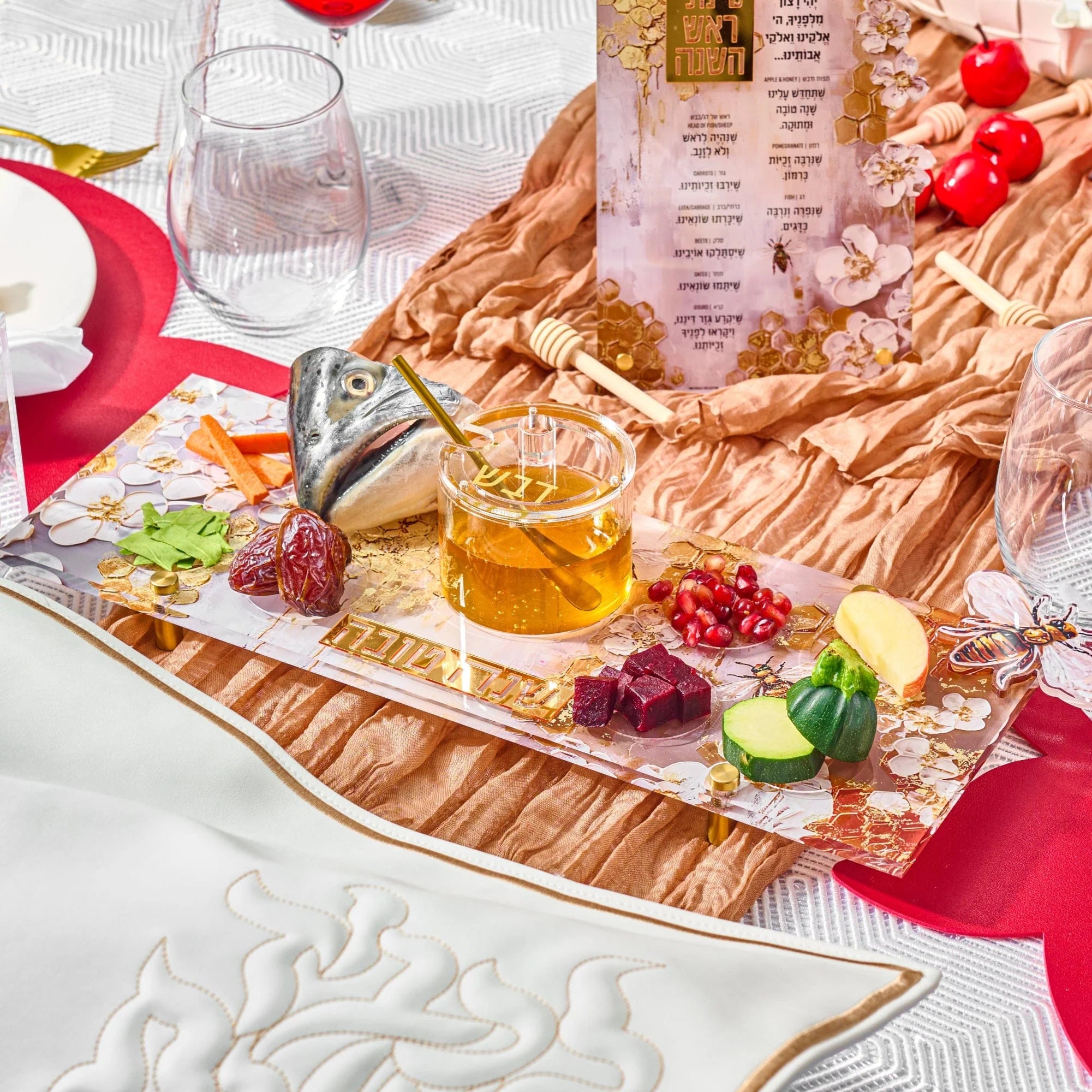 Honeycomb Simanim Tray