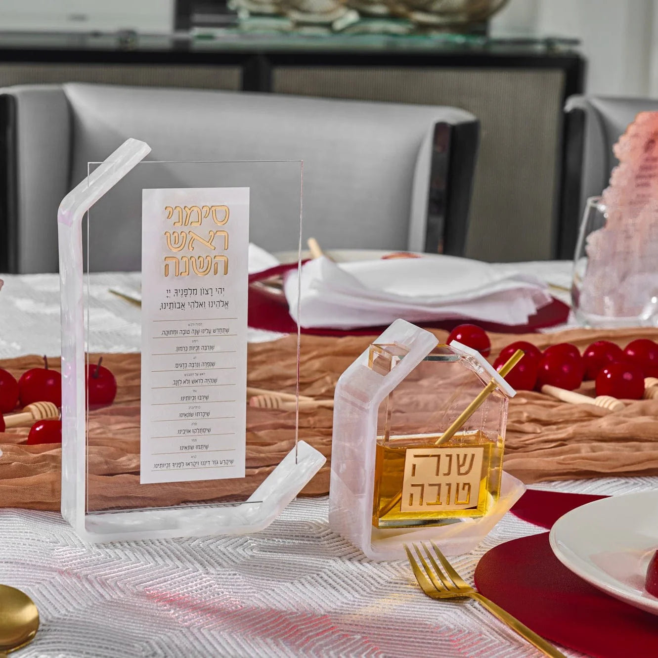 Pearlstone Honey Dish
