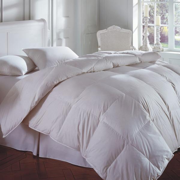 Downright Cascada Summit 600 Fill White Goose Down Quilt