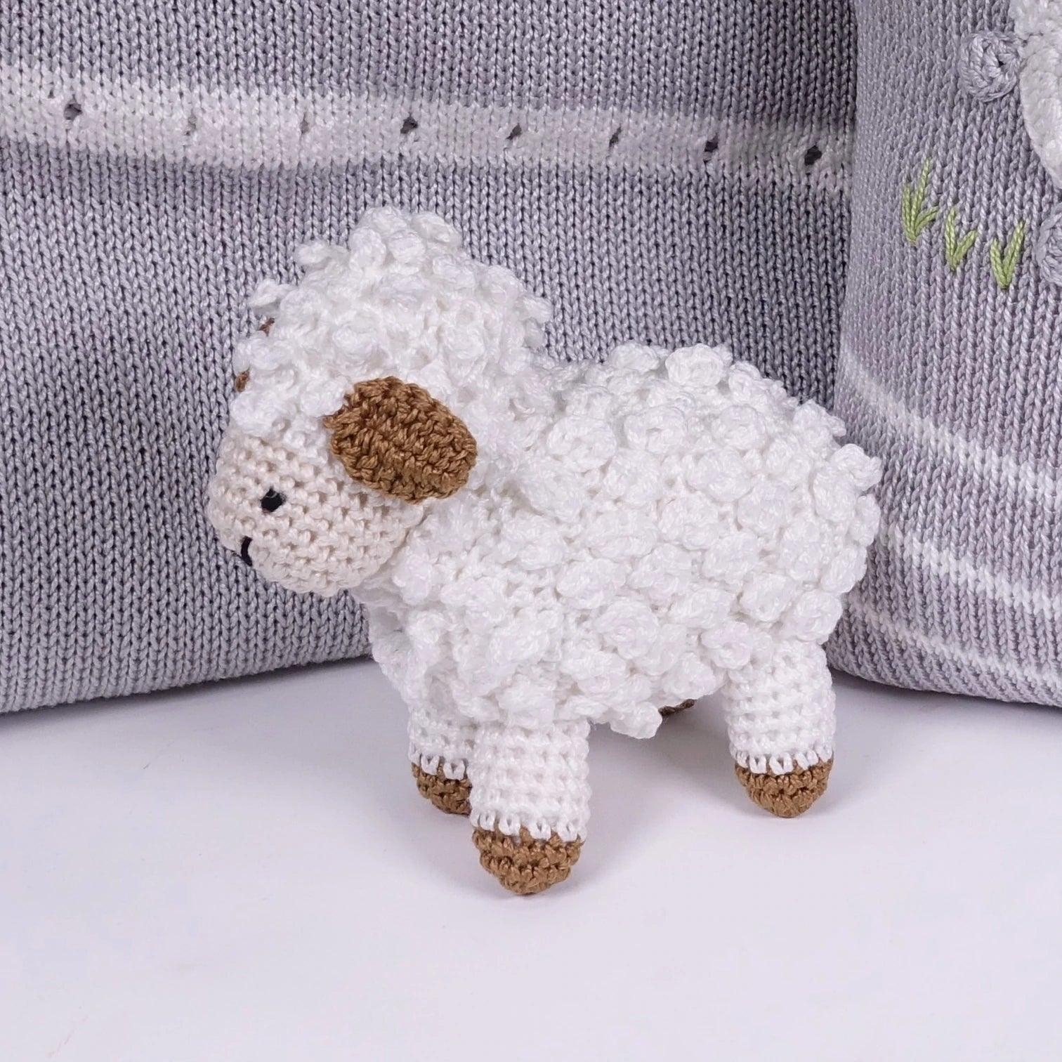 Little Crochet Lamb, White - Elegant Linen