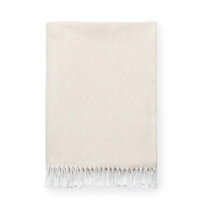 Terzo Throw - Elegant Linen