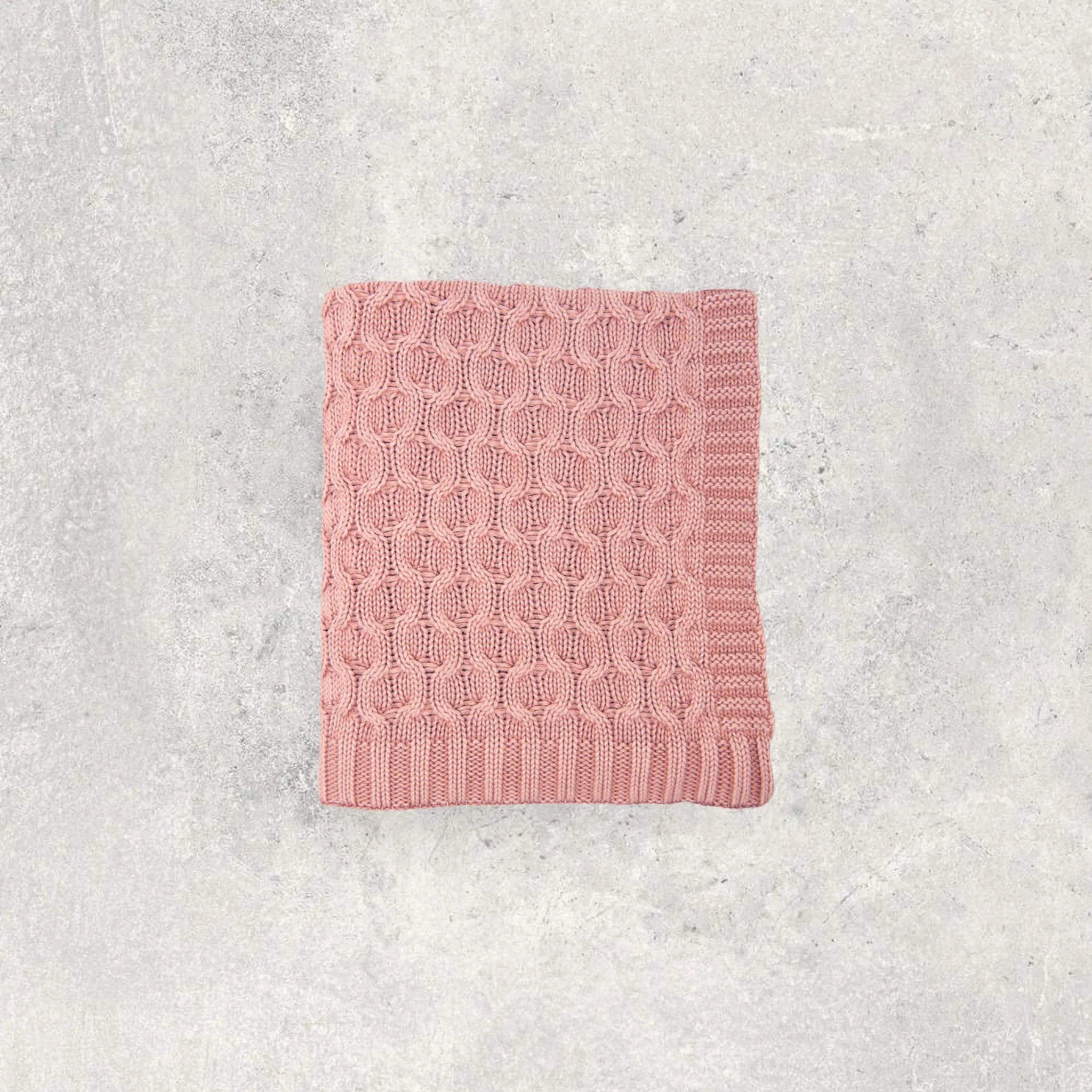 Washed Curvy Pink Throw - Elegant Linen