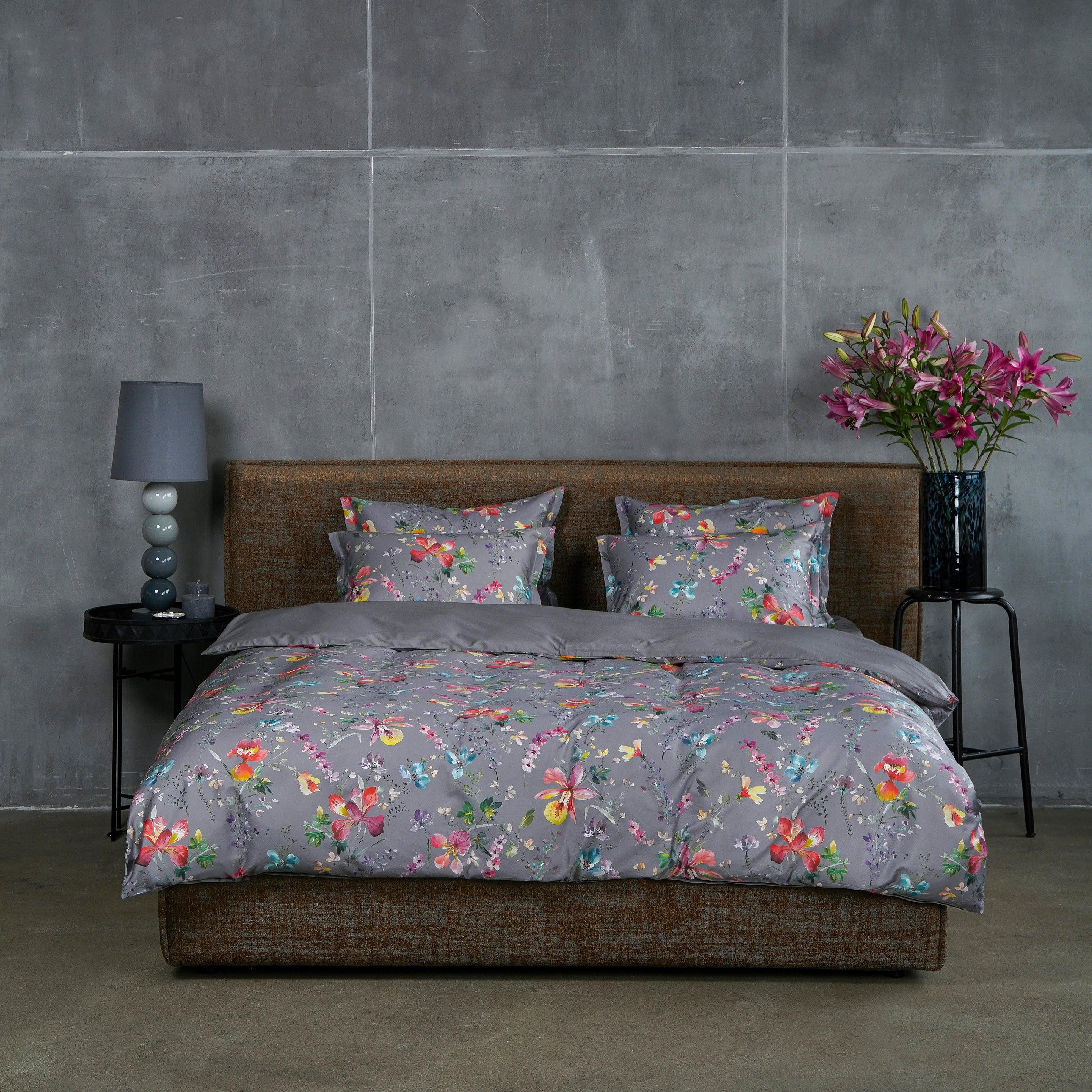 Weekend Bloom 4 Piece Bedding Set - Elegant Linen